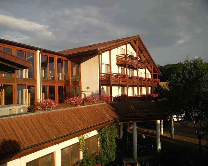 Waldhotel / Restaurant Villa Waldeck